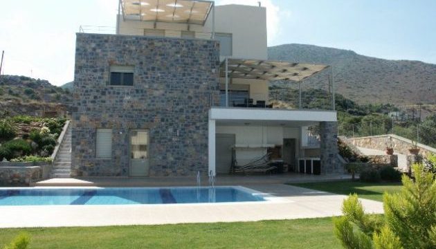 Τούρκοι αγοράζουν σπίτια στην Ελλάδα