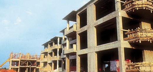 Νέα «βουτιά» στις τιμές των ακινήτων